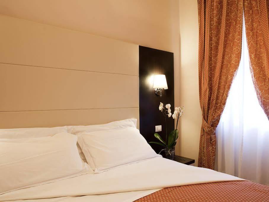 Hotel Ducale Рим Екстериор снимка